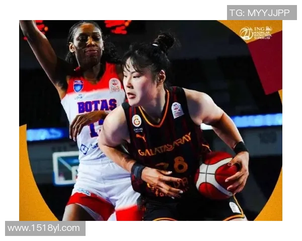 中国女篮新星崛起15岁1米93中锋李月汝妹妹助力换队夺冠